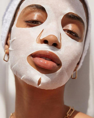 Créer une Routine Quotidienne pour le Soin du Corps et de la Peau : Les Conseils de Maïlyn Beauty
